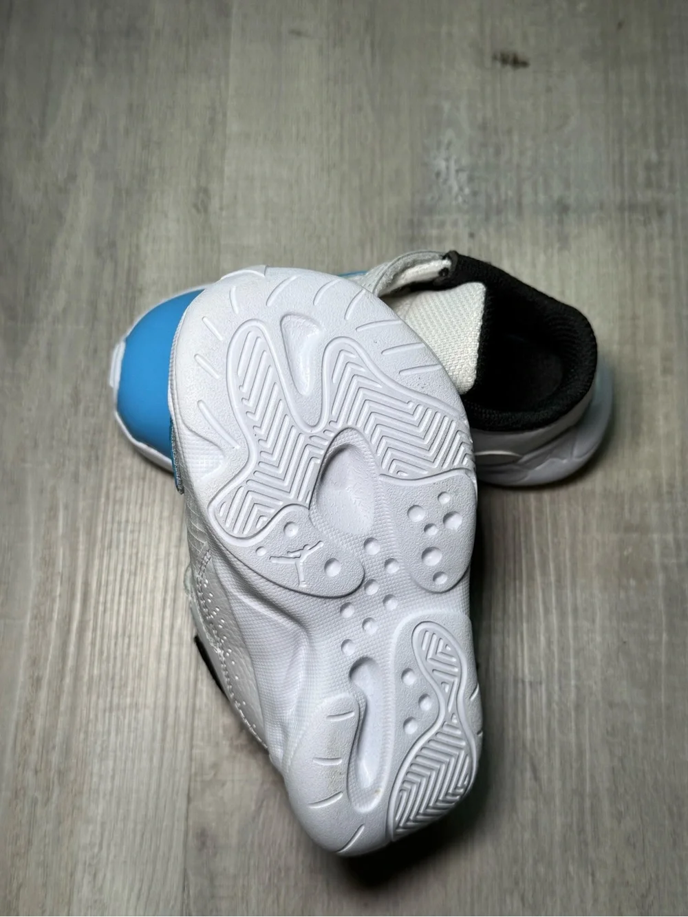 Jordan Kids White & University Blue Sneakers Velcro